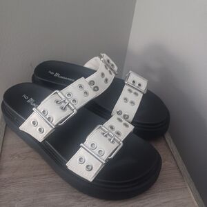 NOBO platform Buckle Strap Sandals Sz 9
